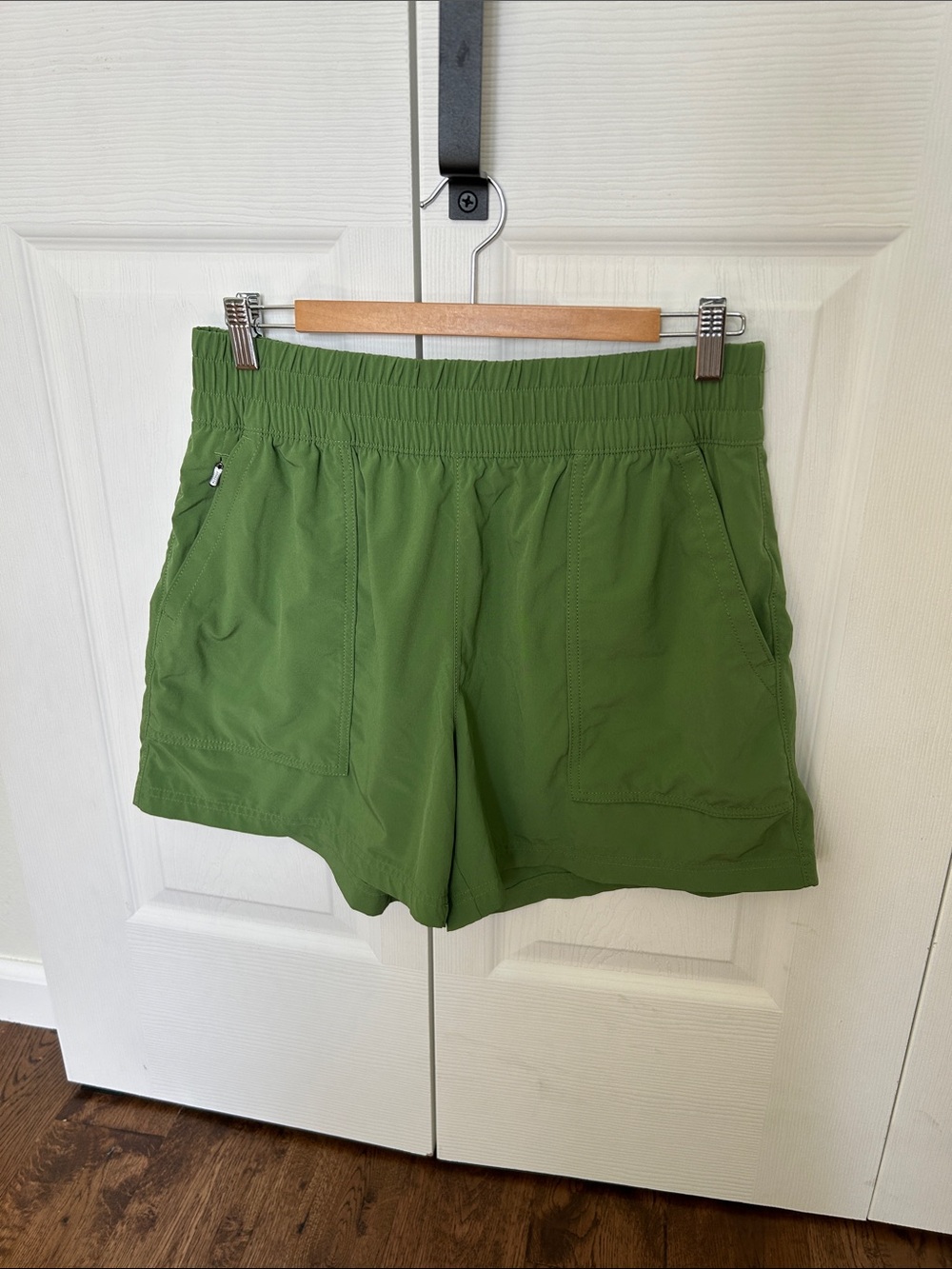 Athleta Olive Green Pull-On Athletic Shorts